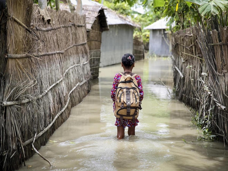 A gender perspective on internal displacement
